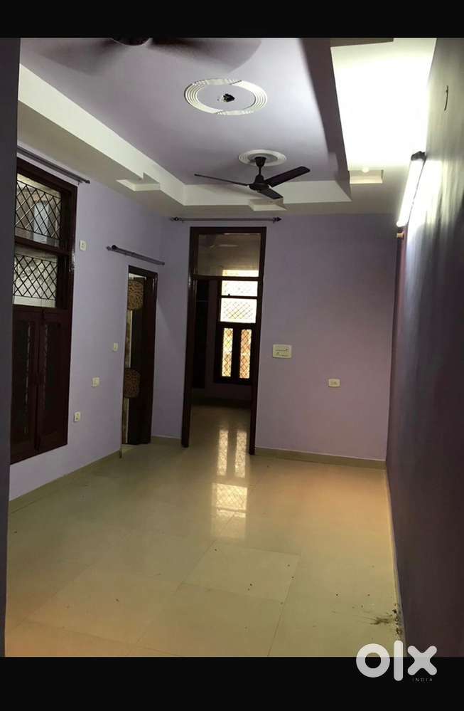 2 bhk semi furnished flat for rent in Indirapuram