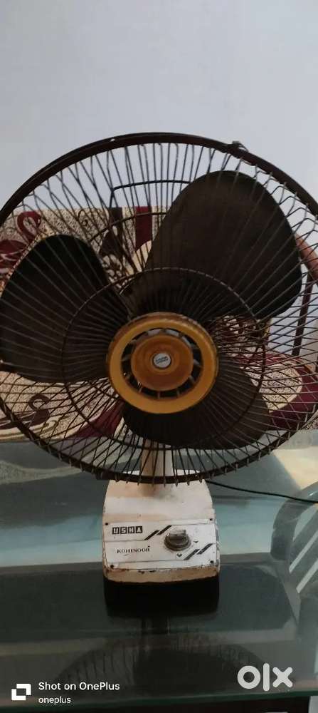 Usha Table Fan