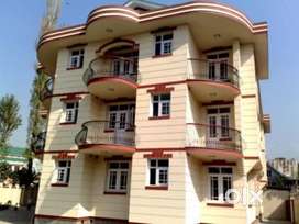 FULLY FURNISHED FLATS APARTMENTS 1 , 2 & 3 BHK AT RAJBAGH