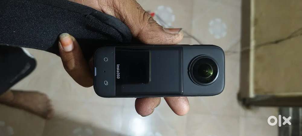 Insta 360. X3 good condition 1month used