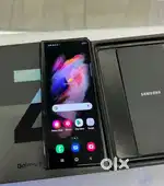 Inner display black baki sab sahi hai mint conditon hai urgent sell