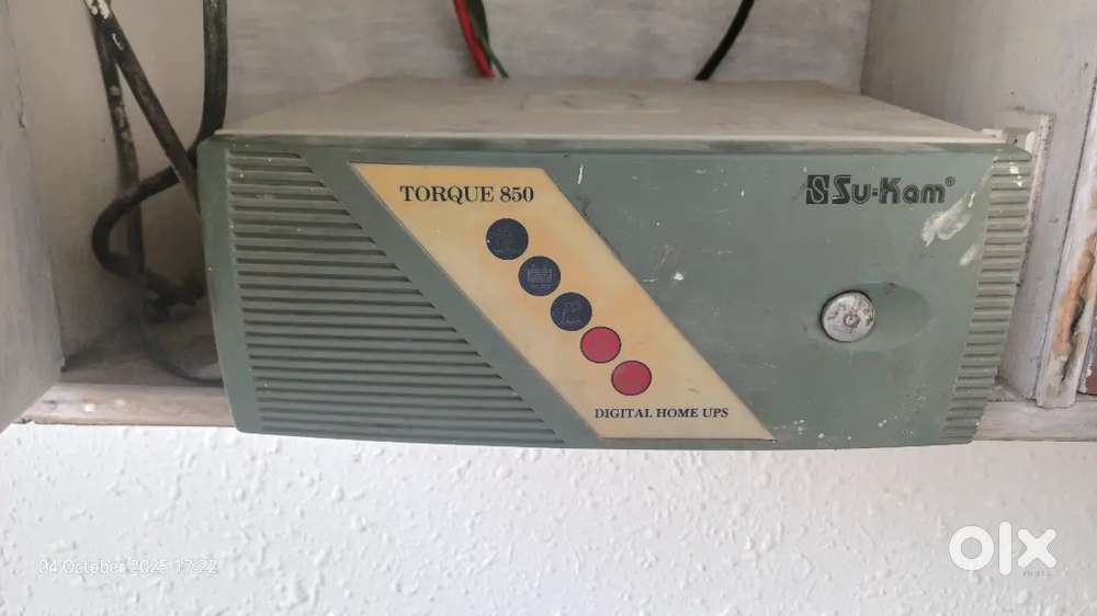 Sukam 850 Inverter for sale.