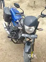 Gadi fully condition mein hai smooth sound mileage bahut badhiya deta