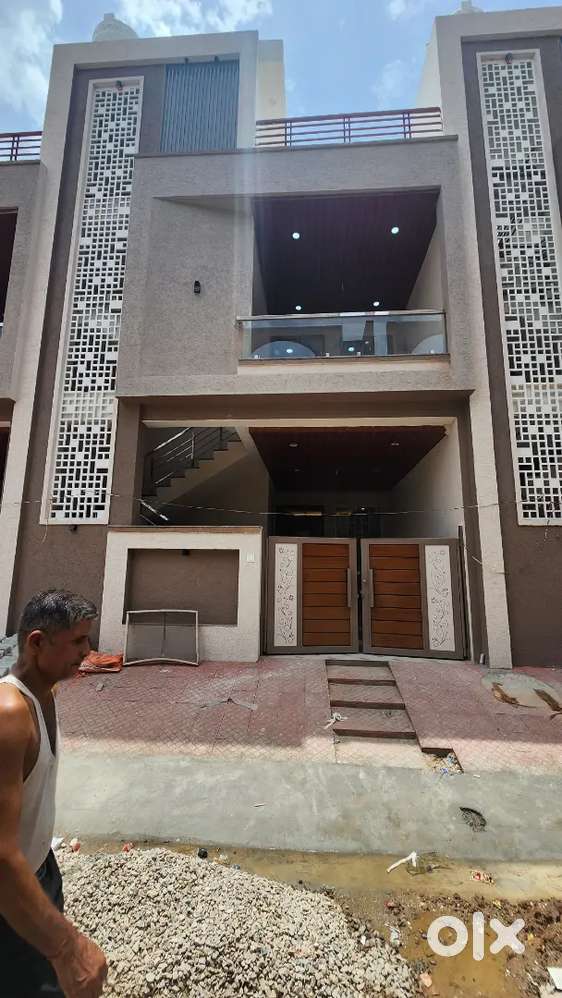 2bhk ground floor villa semi furnished available for rent