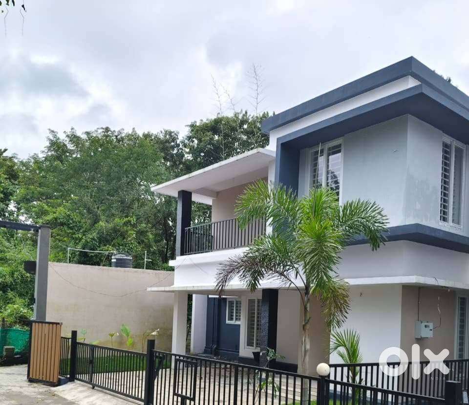 Beautiful Location at Affordable Price-3BHK House For Sale In Palakkad