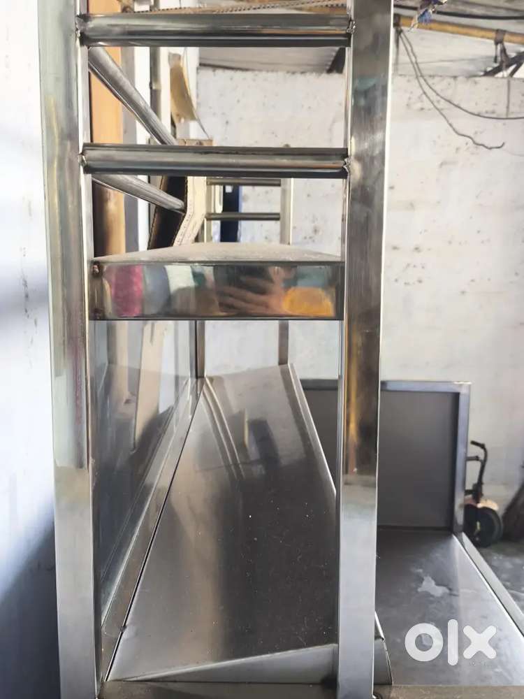 Food preparation counter