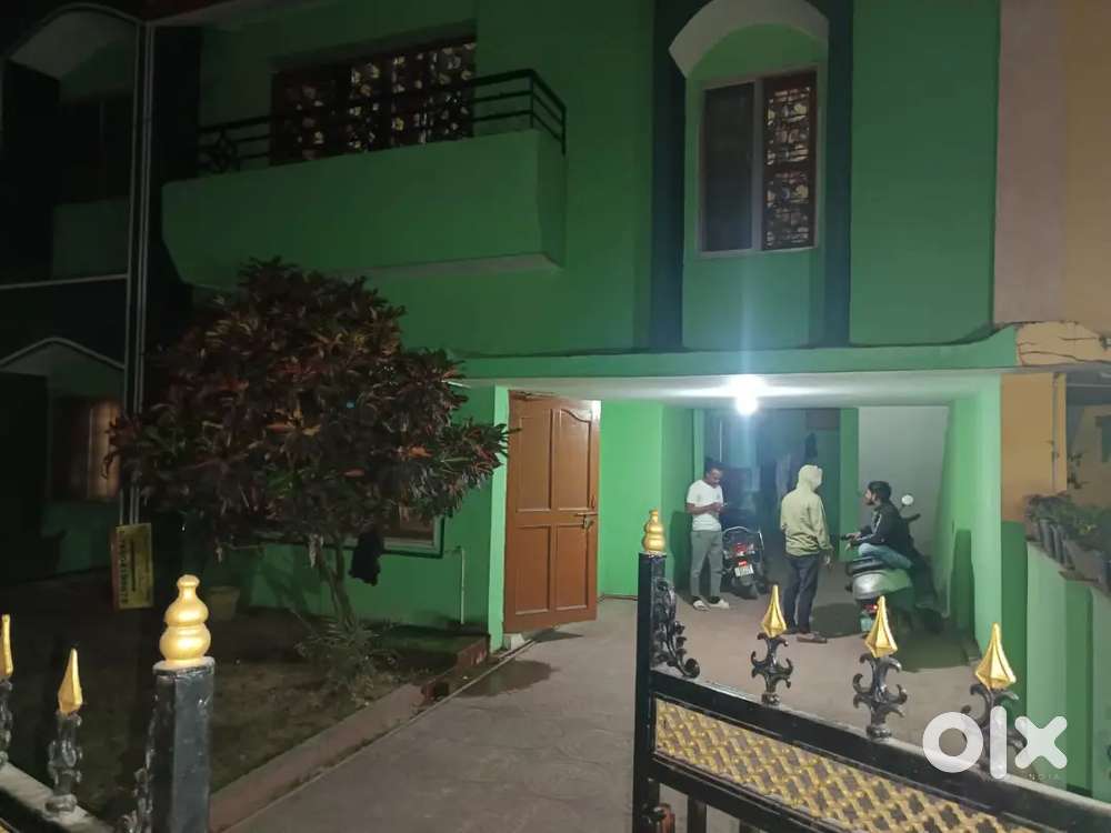 Room for students only boys