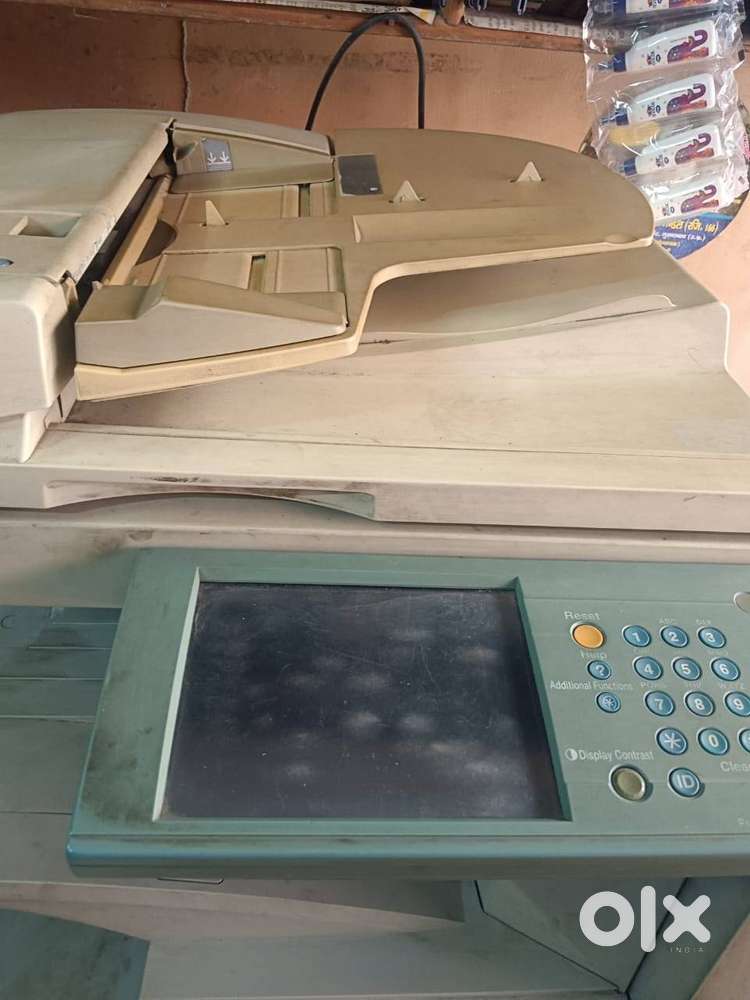Canon IR 2270 Xerox Machine(5 years)