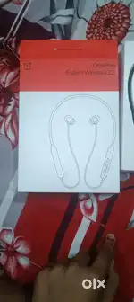 One plus neckband z2 bill bhi hai
