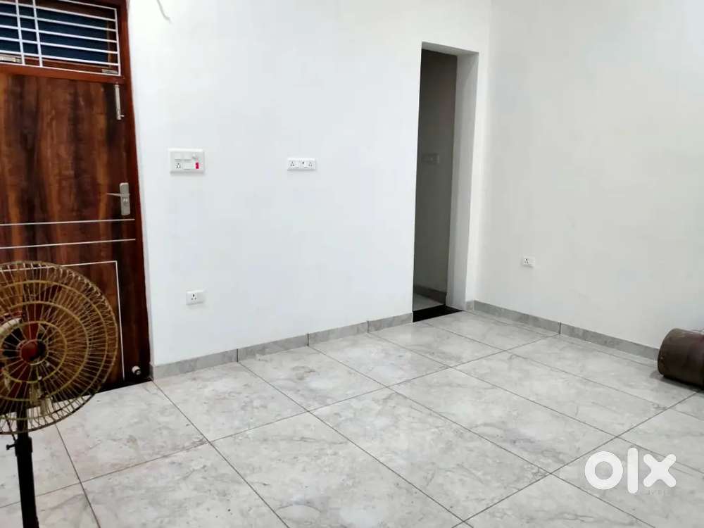 65gaj ready to move house on sale in dhoreramafi,near funcity