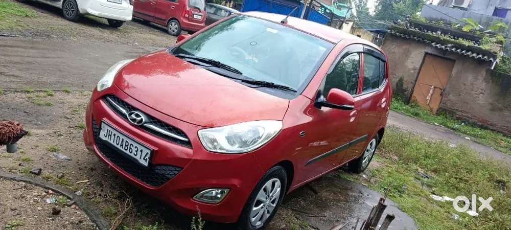Hyundai i10 2011 Petrol 65000 Km Driven