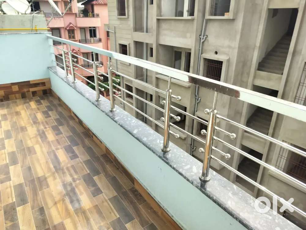 A stranded size flat in decent colony