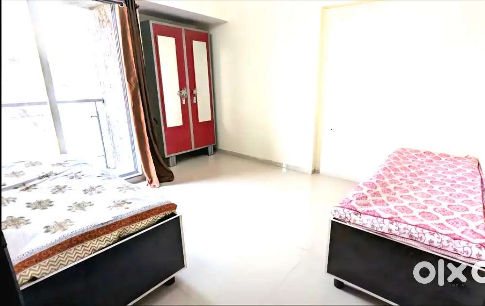 Want roommate for furnished flat at Thane