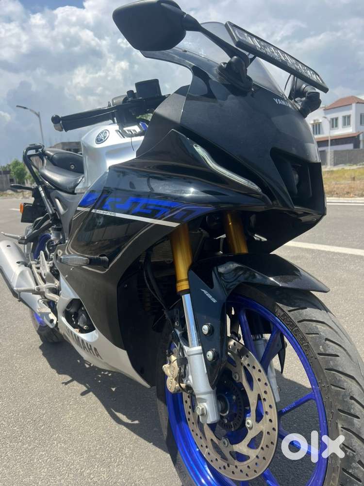 Yamaha R15 V4 M