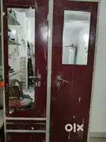 Good condition double door wardrobe