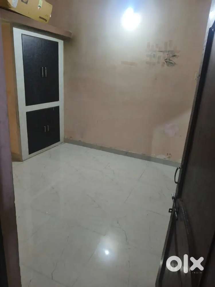 Ekta nagar sec-1 b-18 gudhiyari near railway station Bharat mata chouk