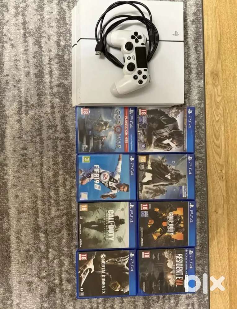 Sony PlayStation 4 PS4 Slim 500GB Console - Glacier White Bundle!