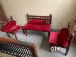 Sofa set and center table