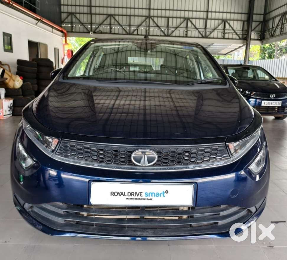 Tata Altroz, 2023, Petrol