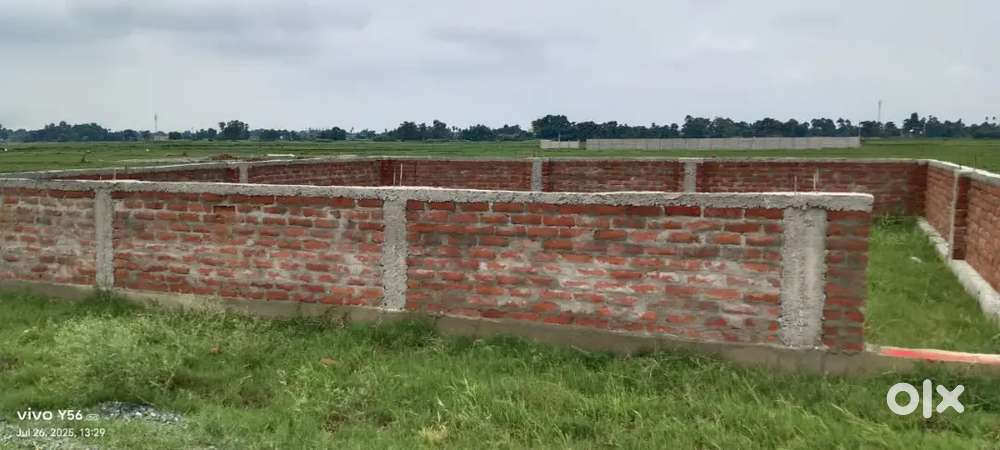 Residential &

Commercial Plots