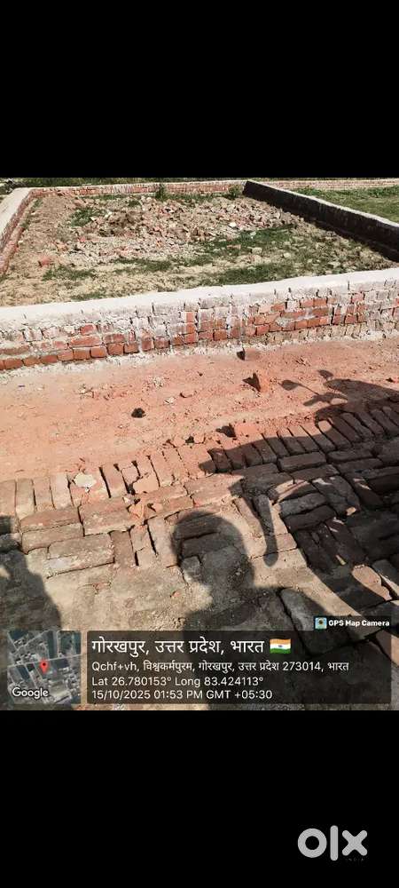 यह प्लॉट पादरी बाजार पप्पू कटरा से प्रज्ञा गैस एजेंसी के आगे है