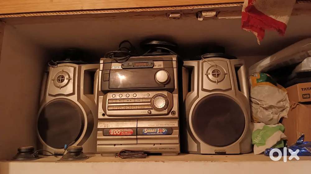 Aiwa music system