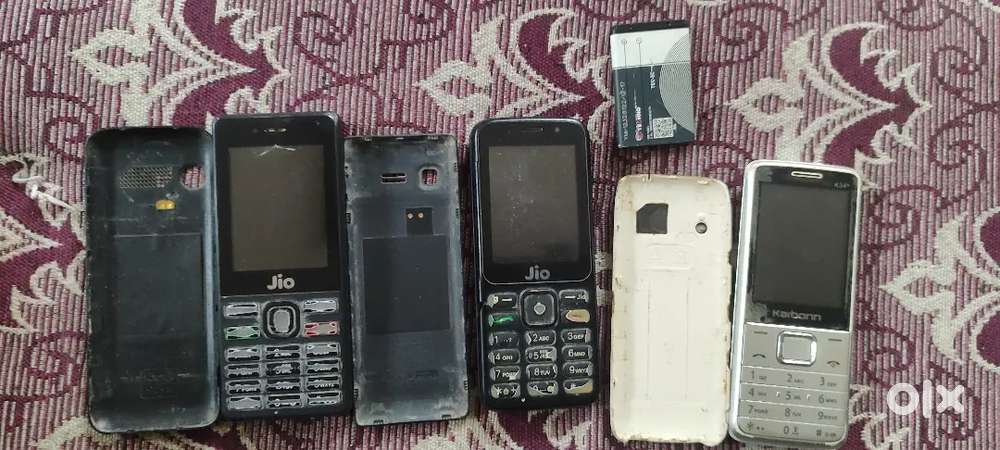 Jio and karbon keypad mobiles