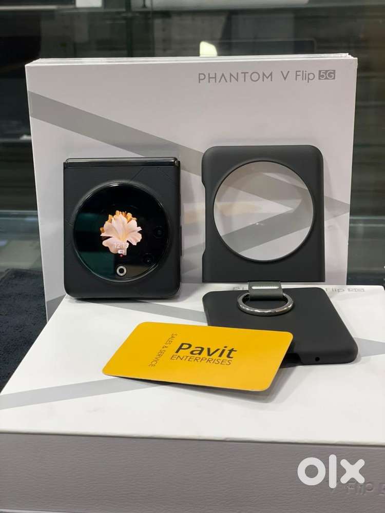 Tecno Phantom V Flip 5G 8GB 256GB at 23900 ONLY