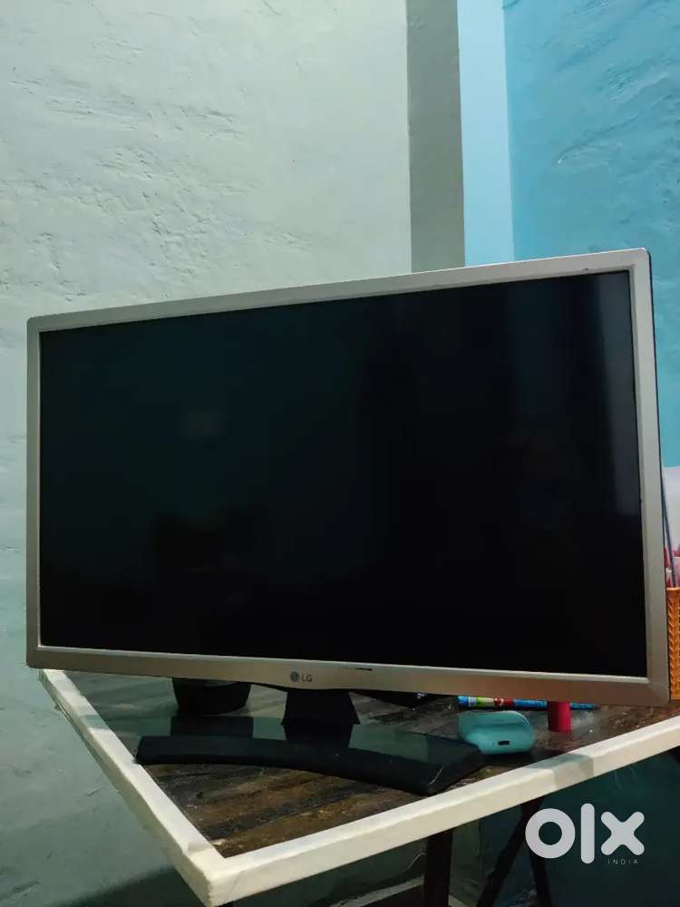 LG LED TV (HD) GOLD