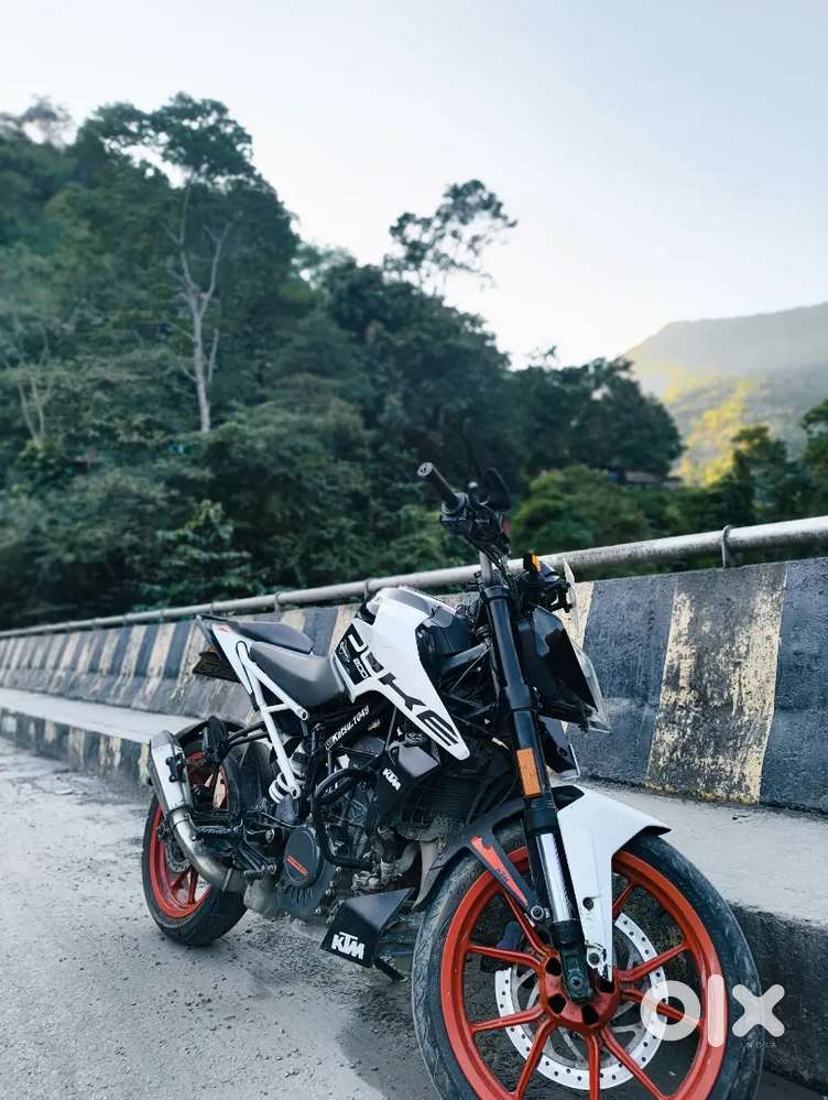 Selling due to financial need.