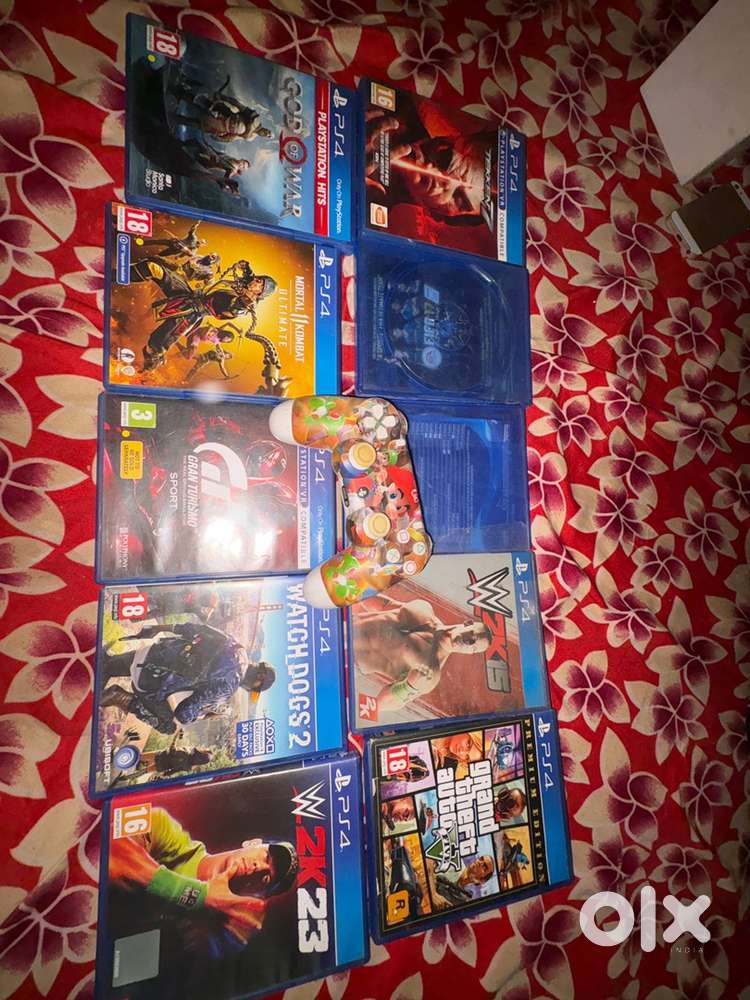 Ps4 cds and controllers