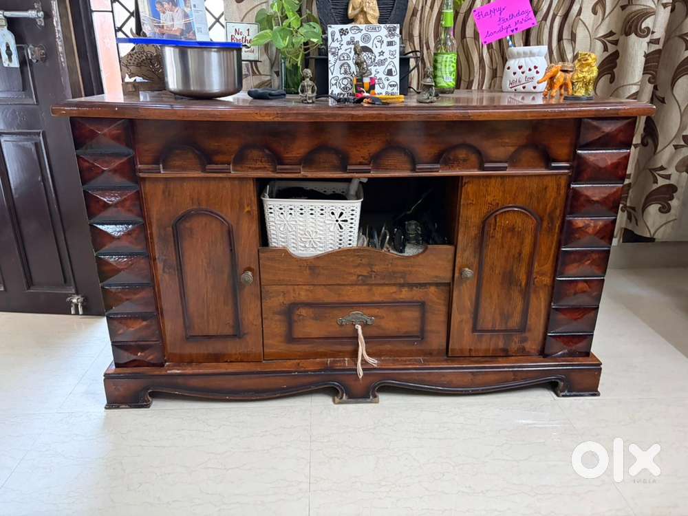 Heavy storage cabinet