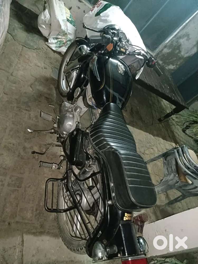 Good condition new tyre new battery