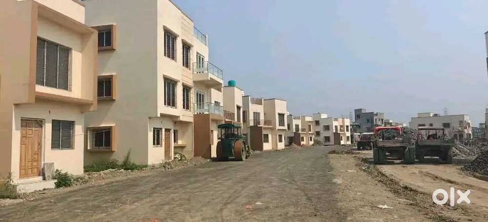 Plots are available. More details please call