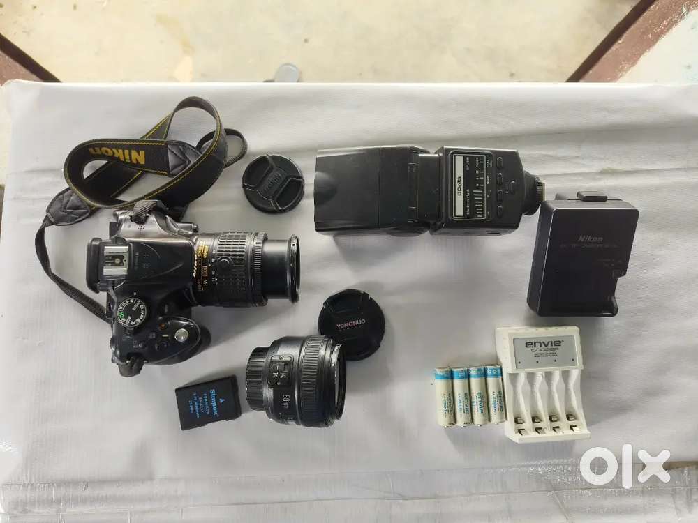 (No Bargaining) Nikon D5200 Camera With 18-55 mm Lens+50 mm Lens+Falsh