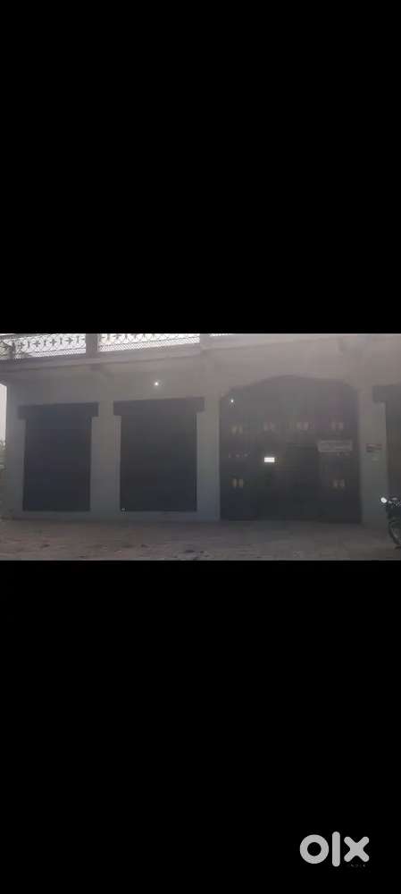 4456 sq feet property, on road