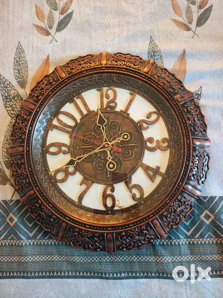 Vintage Antique Wall Clock – Elegant Design, Perfect for Home Décor