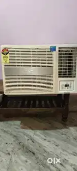 Window AC Voltas 5 star good condition