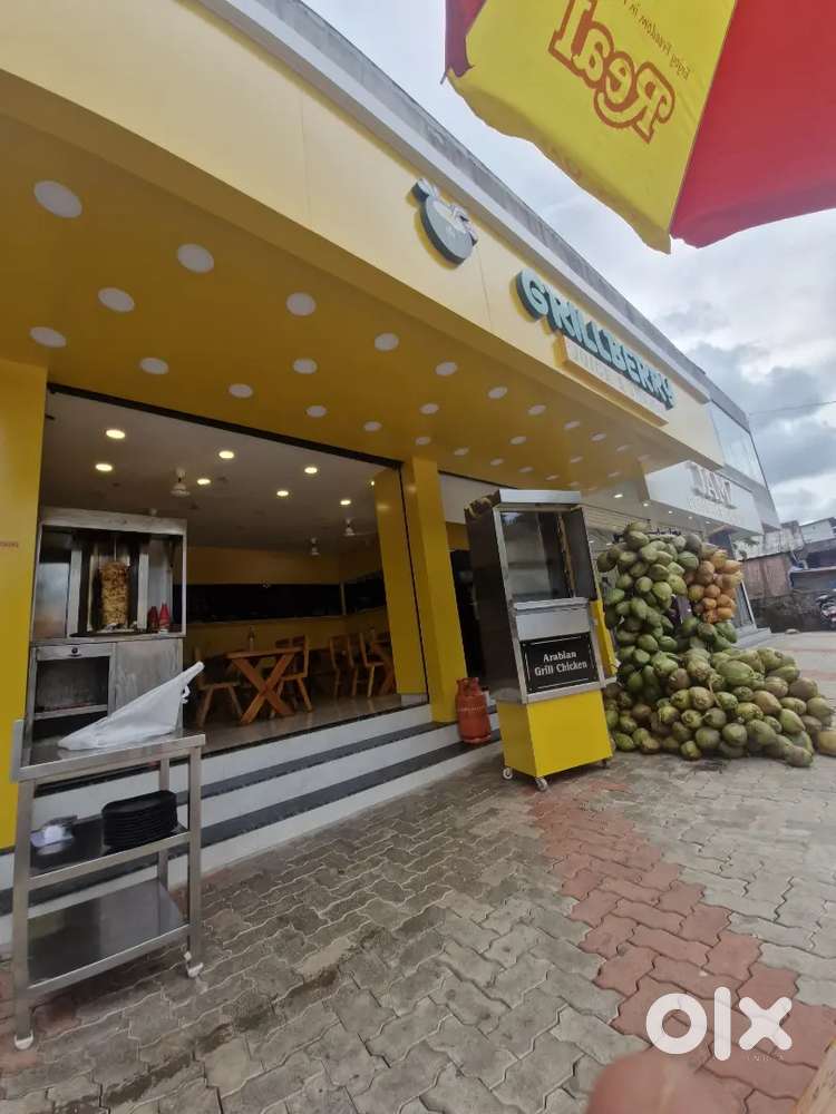 Juice and burger maker