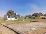280 Gaj ka North facing plot, 22 feet road par