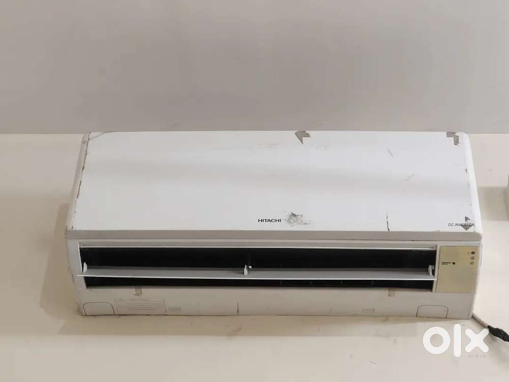 Hitachi AC 1.5 Ton 6 years old