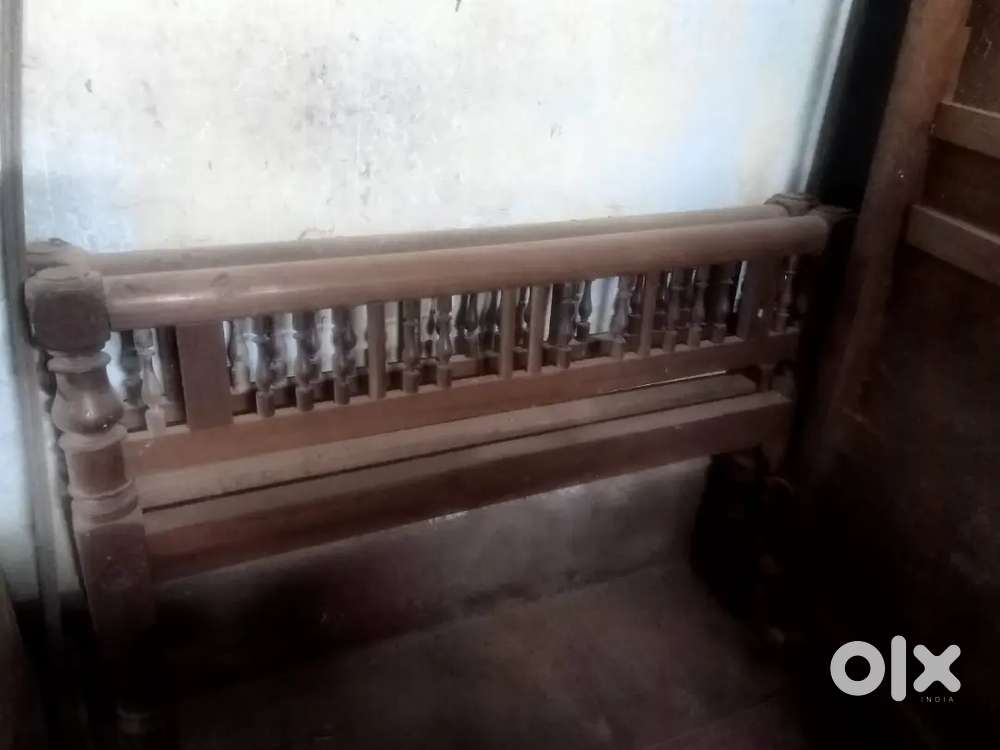 Teak wood double cot