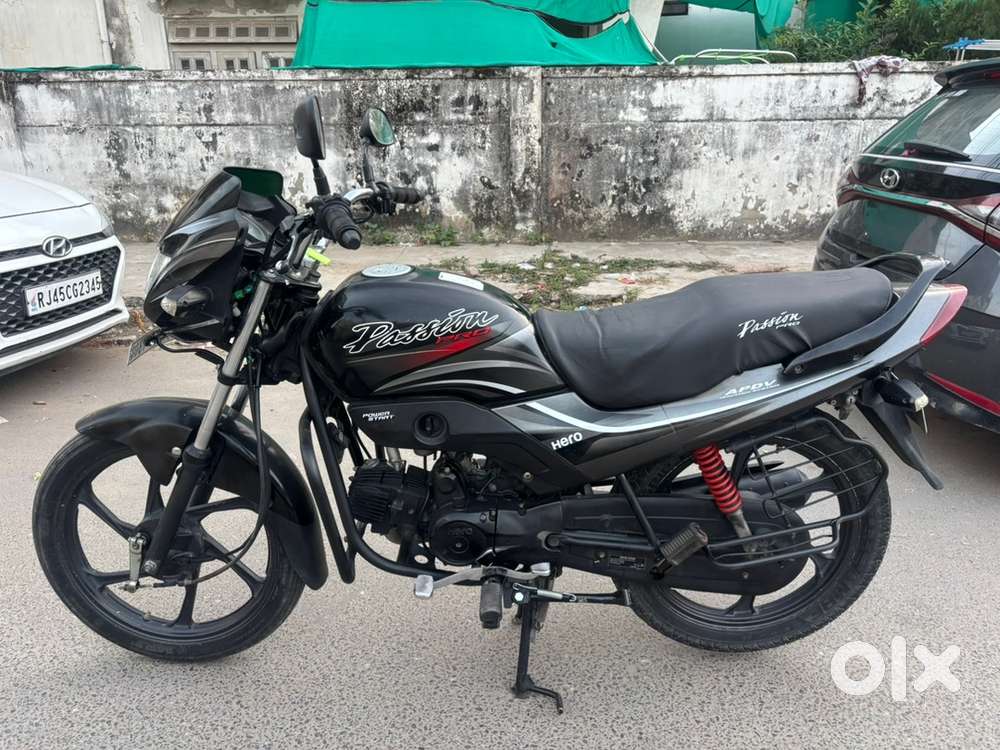 Hero passion pro 2015 self start model excellent condition