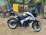 Pulsar NS 200  bs6 Under ₹1,30,000
