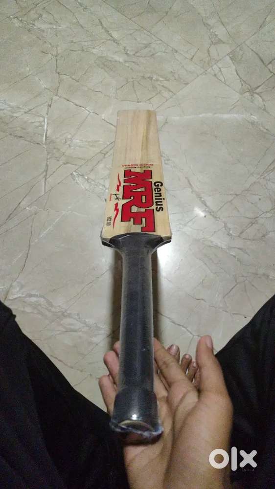 MRF  tennis bat