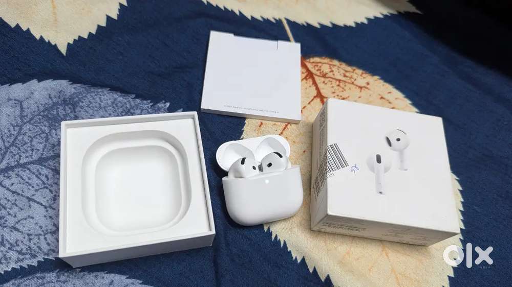 airpods 4 with active noise cancellation