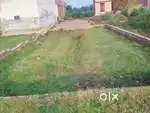 150 gaz ka plot best location par