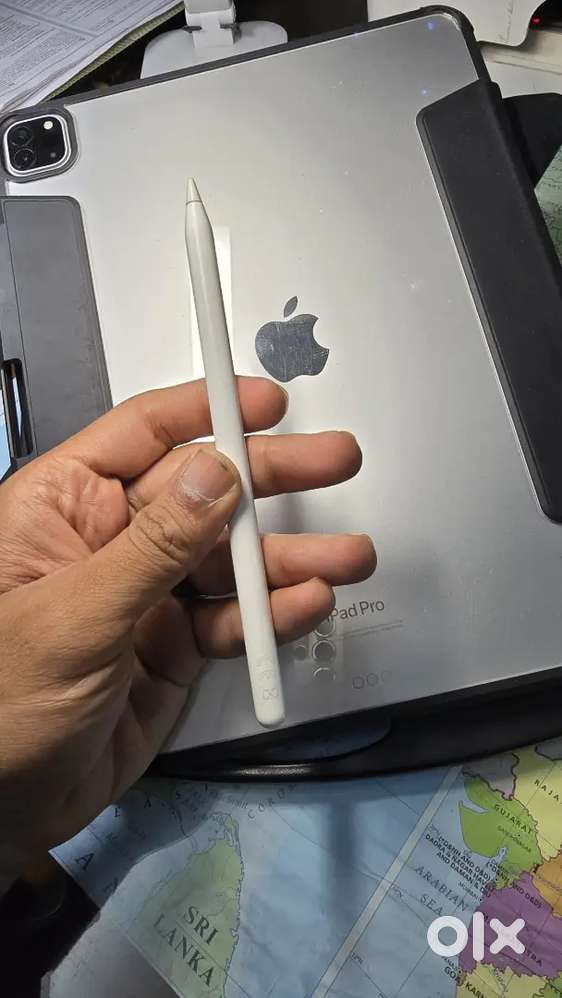 Apple pencil 2nd gen magnetic charging at 7000rs (ONLY PENCIL)