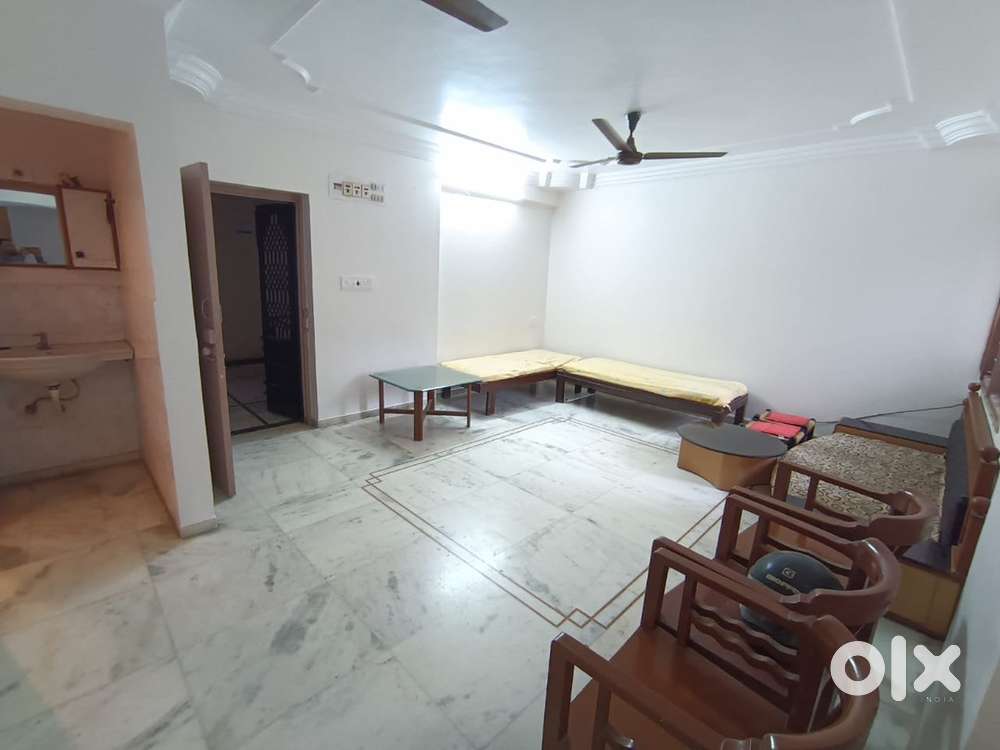 2bhk flat for sale at Prahladnagar satellite Ahmedabad