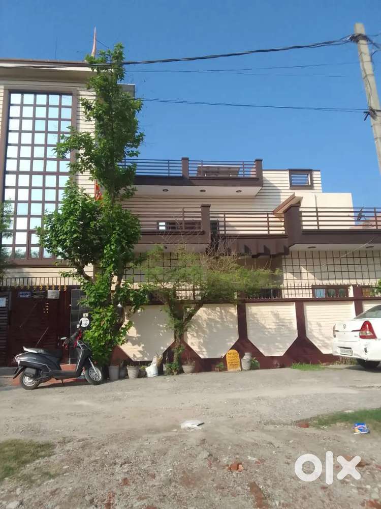 Plot in Ashirwad Enclave